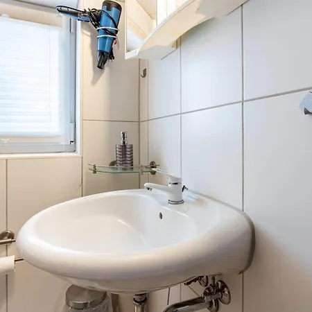 شقة Grosse Mit Garten Trollenhagen