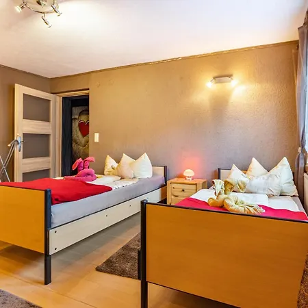 شقة Grosse Mit Garten Trollenhagen