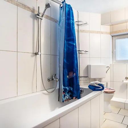 شقة Grosse Mit Garten *